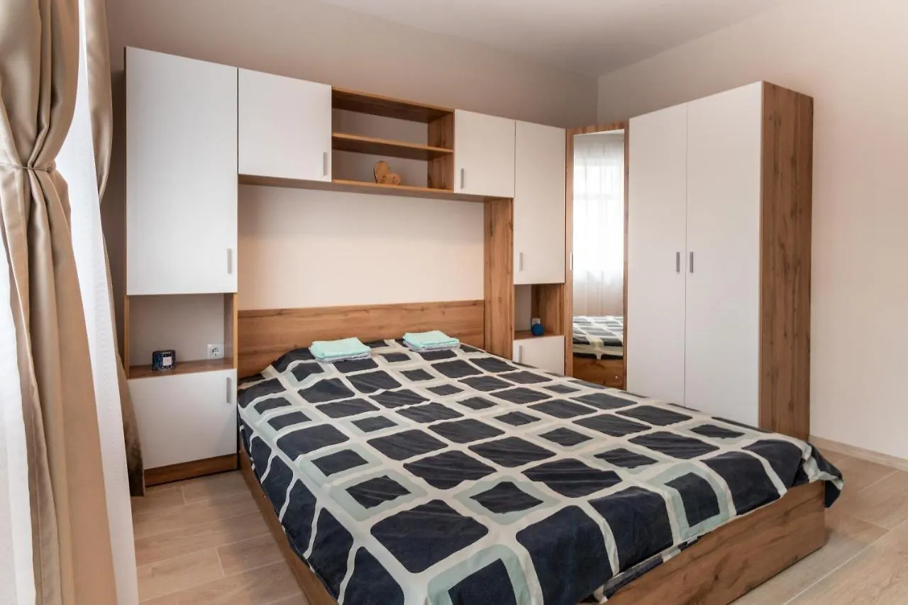 Radi'S Coastal Chic Apartment Varna Bulgaria